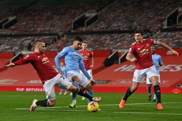 Manchester City y Manchester United continúan con su irregular campaña, y ayer igualaron a cero goles.