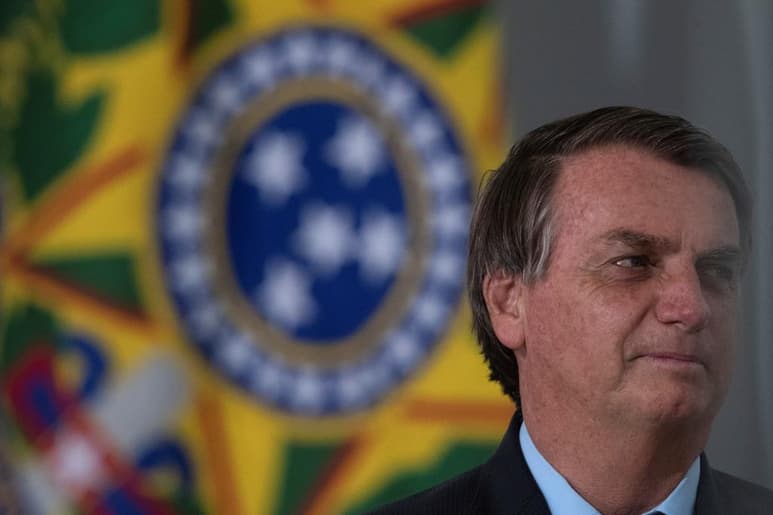 La Corte Suprema de Brasil determinó este domingo que el Gobierno del presidente Jair Bolsonaro debe informar, en un plazo de 48 horas, las fechas previstas para el inicio y término del plan de vacunación contra el coronavirus a nivel nacional, divulgado la víspera. (ARCHIVO)