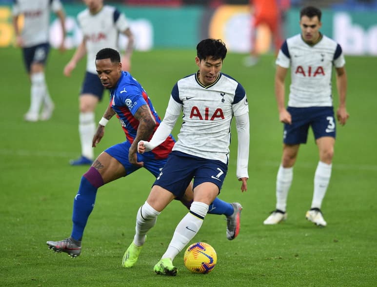 Tottenham dejó ir la victoria ante Crystal Palace, y con el empate a un tanto, continúa como líder de la Premier League. (EFE)