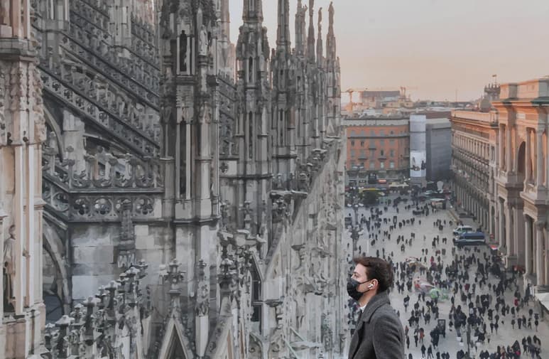 Italia registró 491 muertos por coronavirus en las últimas veinticuatro horas, con lo que superó los 65,000 víctimas mortales durante toda la crisis, así como 12,000 nuevos contagios, según confirmó hoy el Ministerio de Sanidad. (EFE)