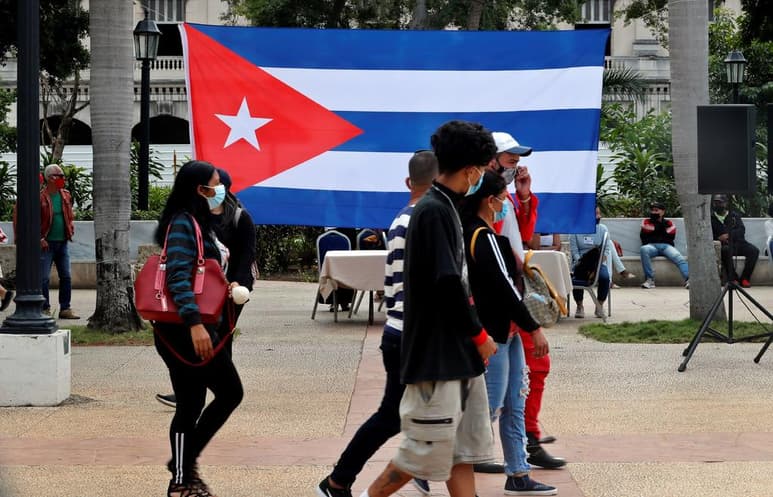 Cuba confirmó en las últimas 24 horas otros 69 diagnósticos positivos de COVID-19 para un acumulado de 9,492 contagios detectados desde marzo cuando comenzó la pandemia en la isla. (ARCHIVO)