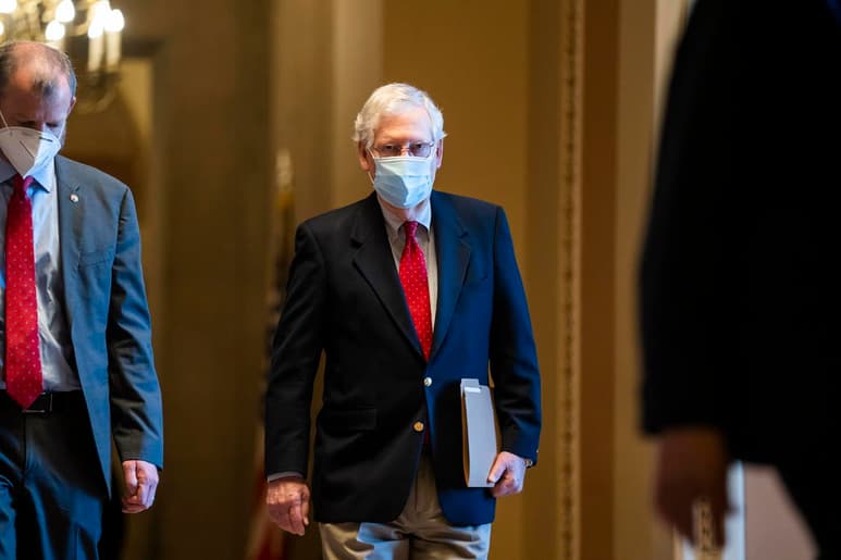 McConnell puso fin a semanas de silencio con respecto a la derrota del presidente Donald Trump. (EFE)