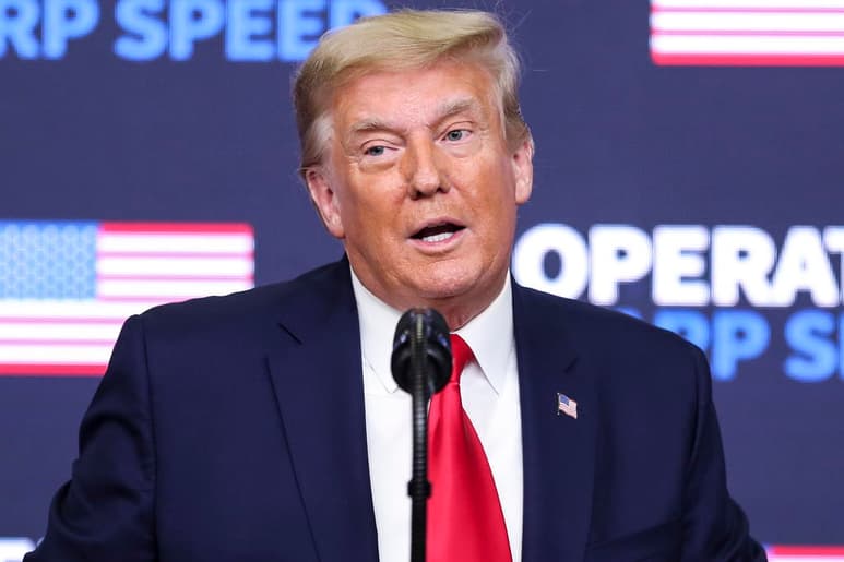 El presidente estadounidense, Donald Trump, insistió en que hubo 'fraude' en las elecciones del 3 de noviembre, a pesar de que el lunes el Colegio Electoral confirmó la victoria del demócrata Joe Biden. (ARCHIVO)