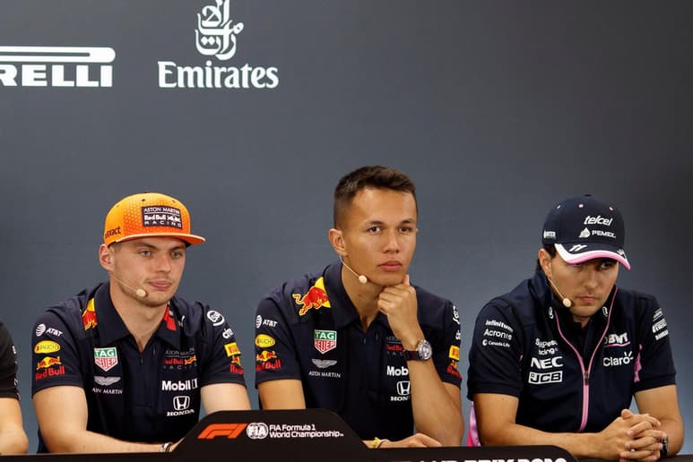 Tanto la escudería austriaca como el piloto mexicano han guardado silencio sobre lo que sería la confirmación del convenio, mismo que sería por un año y Alexander Albon se mantendría como volante reserva en la organización. (ARCHIVO)