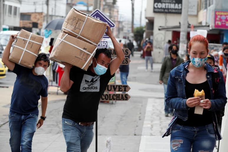 La llegada de la pandemia a América Latina y el Caribe se tradujo en la peor crisis económica, social y productiva de la región en 120 años e incrementó el desempleo, la pobreza y la desigualdad, dijo el miércoles la Cepal. (ARCHIVO)
