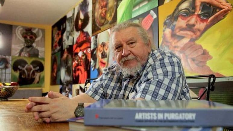 El pintor y crítico de arte cubano Aldo Menéndez, una de las figuras capitales del arte cubano de las últimas cuatro décadas, falleció este jueves en Miami (EUA) a los 72 años, informó este viernes su viuda, la también artista Ivonne Ferrer al diario El Nuevo Herald. (ESPECIAL)