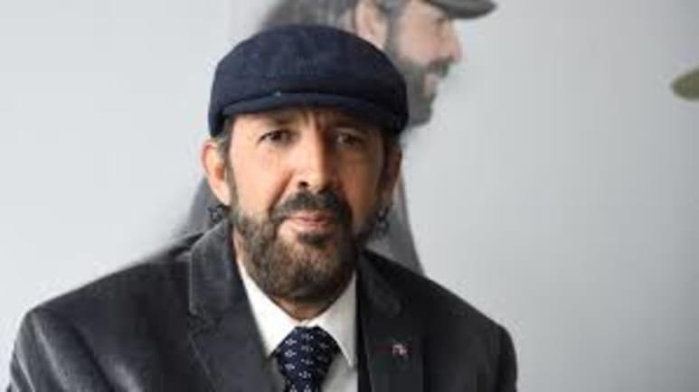 El dominicano Juan Luis Guerra anunció este domingo en sus redes sociales el estreno de su nuevo álbum, 'Privé', el 25 de diciembre venidero a través de la televisión nacional y de las plataformas digitales del artista. (Especial)