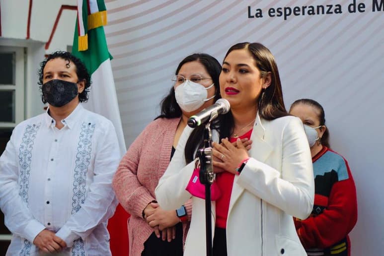 Indira Vizcaíno, exdelegada del Gobierno federal, fue electa como candidata de Morena para buscar la gubernatura de Colima, informó este lunes Mario Delgado, presidente nacional dicho partido político. (TWITTER)