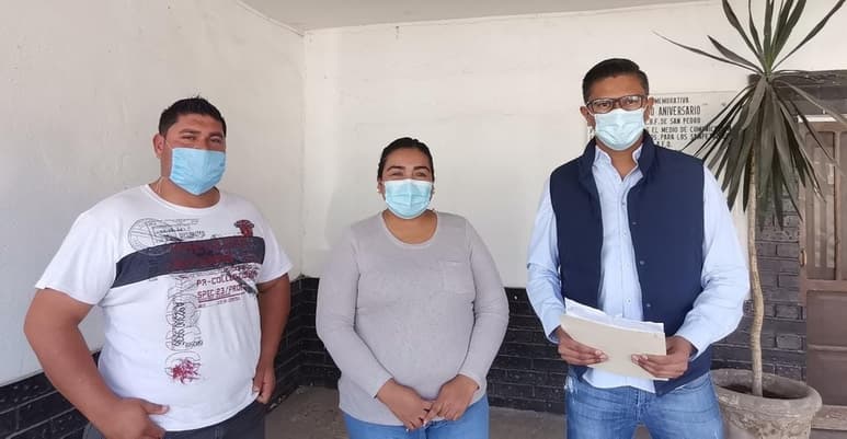 Los extrabajadores municipales piden a las autoridades que les paguen lo que por derecho les corresponde. (EL SIGLO DE TORREÓN) 