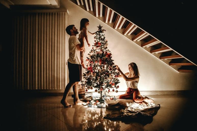 Además de la cena de Nochebuena este año habrá algunas opciones para seguir disfrutando el festejo sin salir de casa. (Especial)