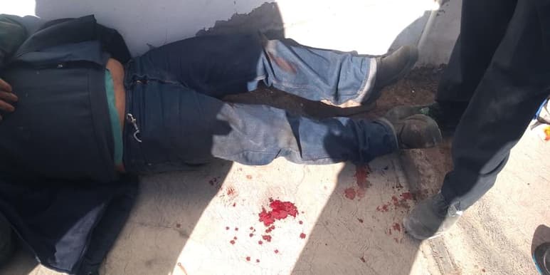 Motociclista termina herido luego de ser impactado por auto; el conductor responsable se dio a la fuga. (EL SIGLO DE TORREÓN)