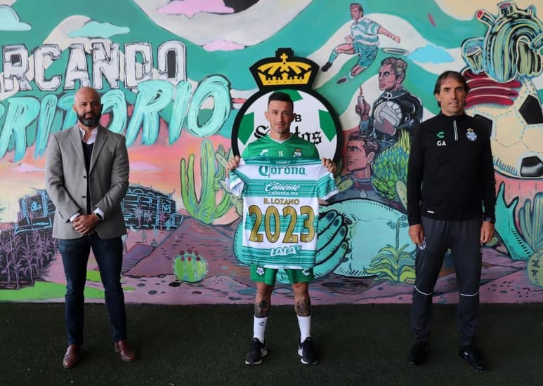 Después de que Brian “el Huevo” Lozano, se perdió el Torneo Apertura 2020 por una dura lesión, el mediocampista apunta un regreso a la cancha, tras confirmarse su renovación con el Santos Laguna hasta 2023. (ESPECIAL)