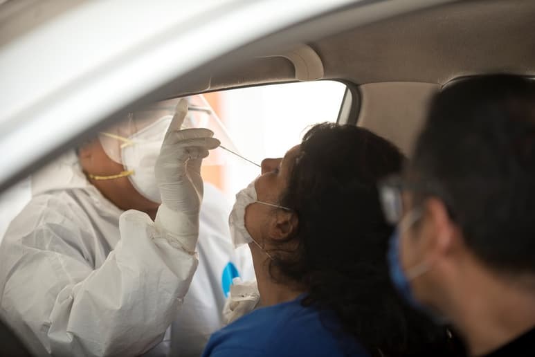 Las vacunas que llegaron a NL se dirigirán a Saltillo.