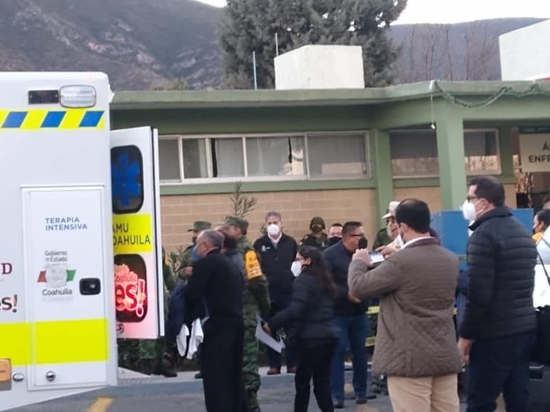Arribaron a Saltillo, Coahuila, en punto de las 6:40 horas de este lunes, en medio de un fuerte dispositivo de seguridad.