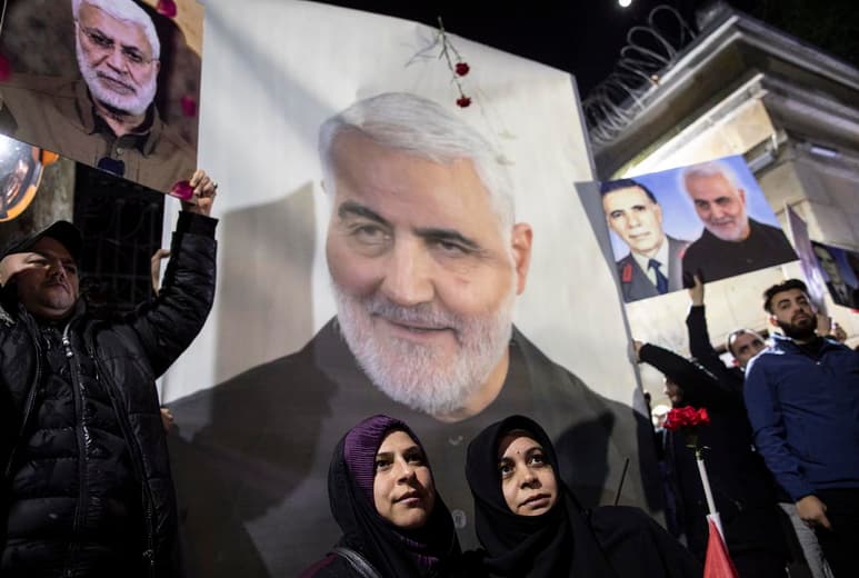 Irán ha identificado a 48 imputados presuntamente involucrados en el asesinato en enero pasado del comandante de los Guardianes de la Revolución, Qasem Soleimaní, informó este lunes el Poder Judicial iraní. (ARCHIVO)