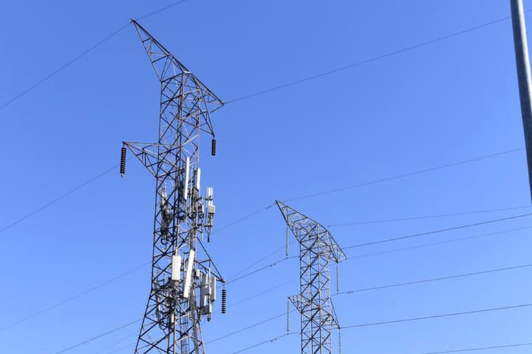Luego del apagón registrado este lunes en la Ciudad de México y otras entidades de la República, las distintas delegaciones de la Fiscalía General de la República (FGR) no reportaron ningún ataque a las instalaciones de la Comisión Federal de Electricidad (CFE). (EL UNIVERSAL)