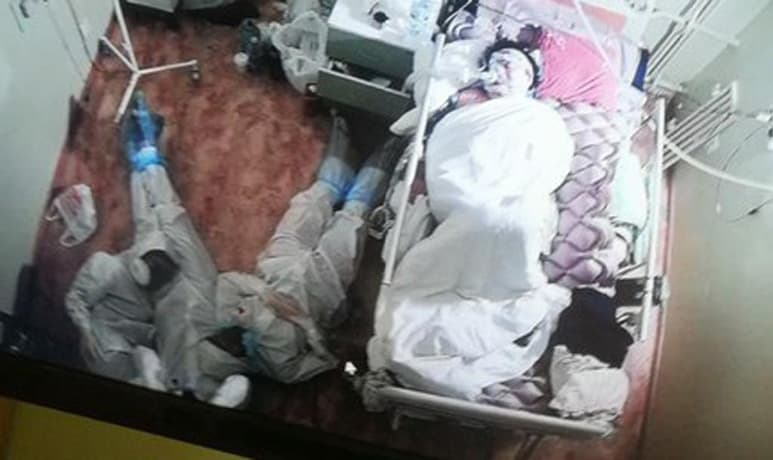 La paciente tenía ataques de pánico, así que los médicos la acompañaron, aunque ya habían terminado su turno. (INTERNET)