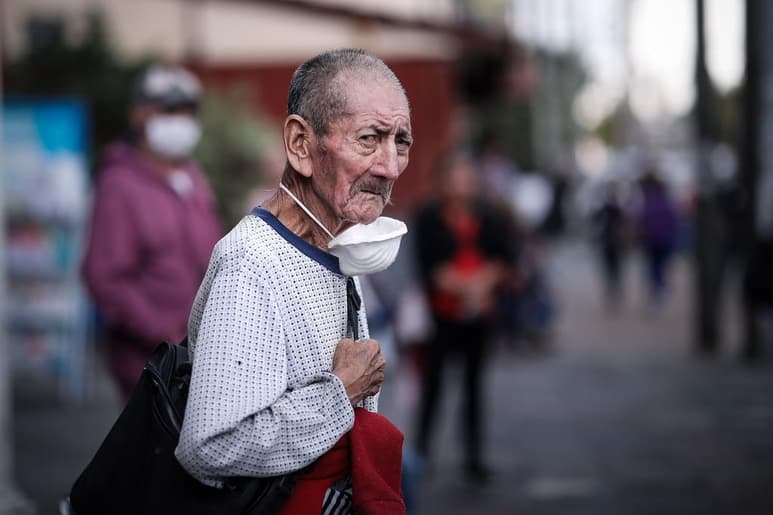 La Cámara de Diputados de Argentina debate este martes un proyecto de ley, impulsado por el Ejecutivo de Alberto Fernández, que establece un nuevo cálculo de las jubilaciones, y que como ya fue aprobado por el Senado se encamina a su sanción definitiva. (ARCHIVO)