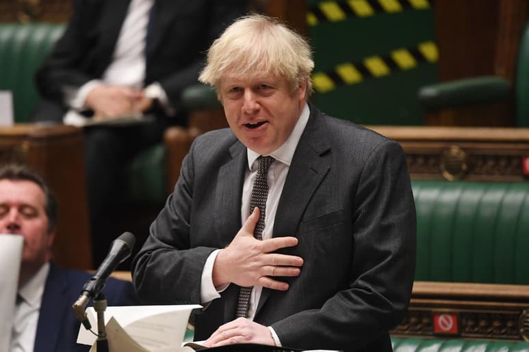 El primer ministro británico, Boris Johnson, firmó este miércoles el acuerdo que regirá la relación entre el Reino Unido y la Unión Europea (UE) a partir del 1 de enero. (ARCHIVO)