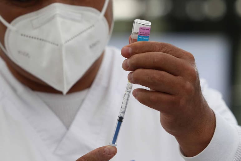 El Instituto Mexicano del Seguro Social (IMSS) no tuvo ni tiene ninguna responsabilidad directa o indirecta en la decisión que tomó el director del Centro Médico, 'Lic. Adolfo López Mateos', el doctor José Rogel Romero. (ARCHIVO)