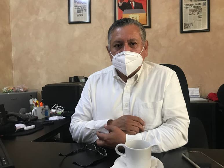 El Partido Revolucionario Institucional (PRI) señaló que aún no se define si participará uno en alianza con algún otro instituto político para las elecciones municipales, dijo Alberto Medina, dirigente del instituto político. (SERGIO A. RODRÍGUEZ)
