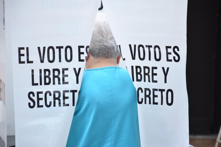 La postura del órgano jurisdiccional aún podrá ser impugnada ante la Sala Superior del mismo TEPJF como última instancia, la cual tiene sede en la Ciudad de México.