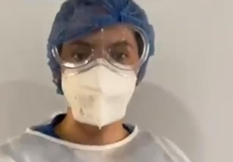 De acuerdo a la doctora, se le está dando preferencia a personal administrativo durante el proceso de vacunación contra COVID-19 (CAPTURA)