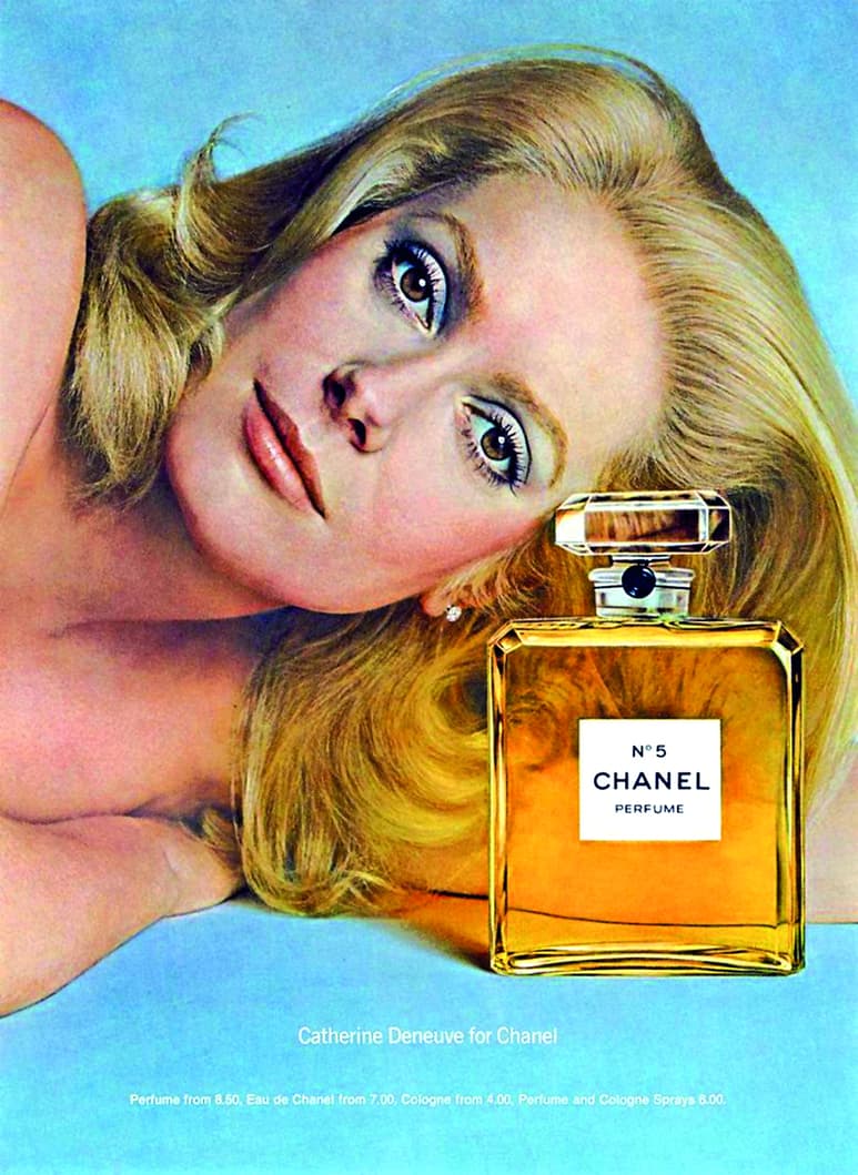INOLVIDABLE. Catherine Deneuve realizó una campaña para el perfume en los 70. (FOTOGRAFÍAS DE ARCHIVO)