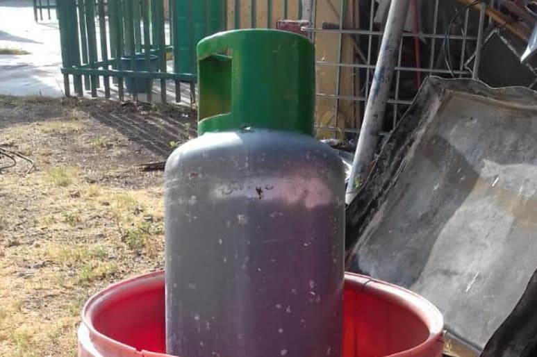 Los ladrones hicieron un boquete a la oficina de la gerencia. (EL SIGLO DE TORREÓN)