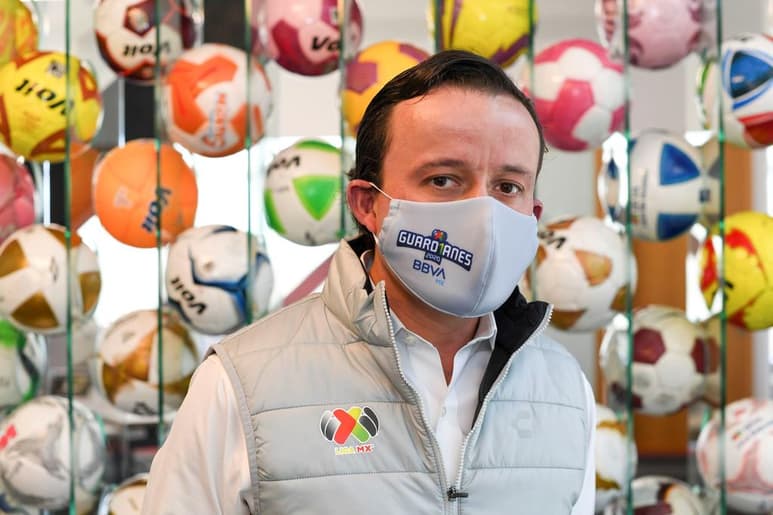 Mikel Arriola, presidente ejecutivo de la Liga MX, reafirmó la importancia de mantener activas las competencias del futbol mexicano, a pesar de que la pandemia de COVID-19 no ha cesado en el país. (ARCHIVO) 

