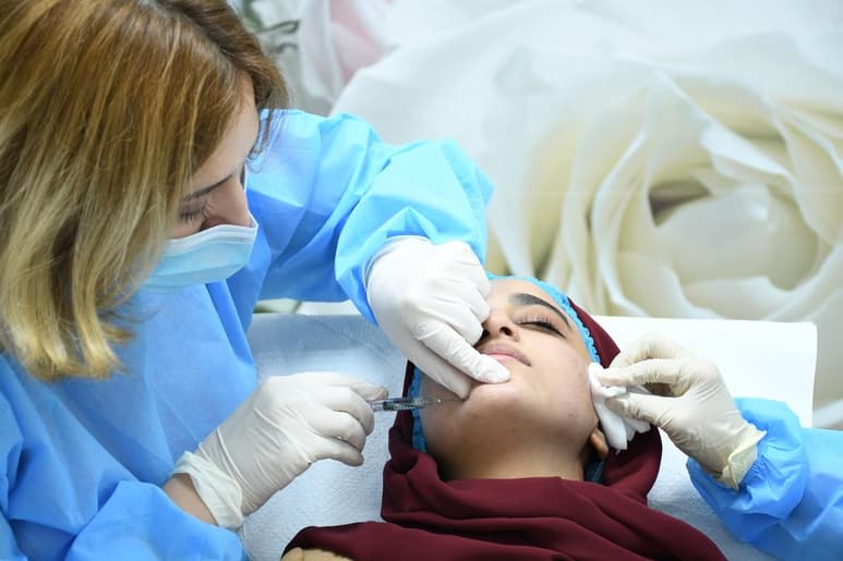 El baby botox es un tratamiento cosmético que se popularizó luego de que la actriz Kate Middleton se haya sometido a él, unas sutiles infiltraciones que rejuvenecen el rostro. (ARCHIVO)