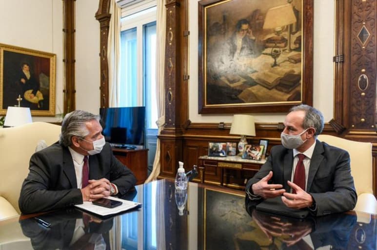México y Argentina comenzaron la revisión del plan para producir y distribuir la vacuna. (AGECNIAS)