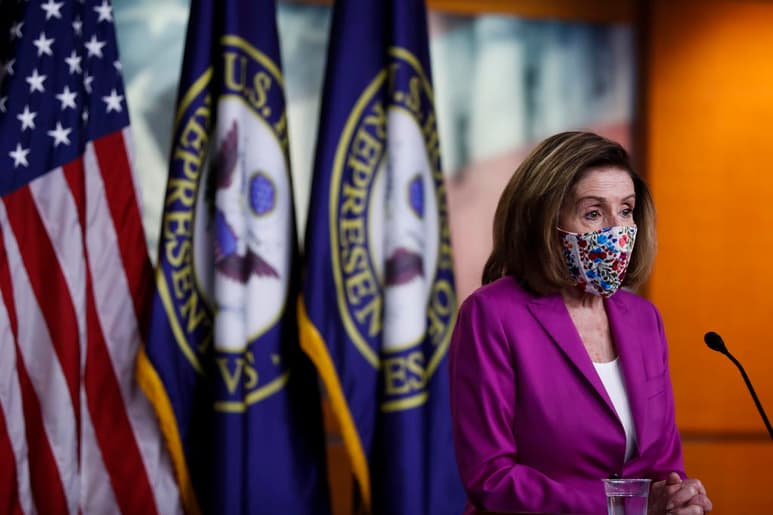 La presidenta de la Cámara de Representantes de Estados Unidos, la demócrata Nancy Pelosi, ha comunicado este viernes a los congresistas de ambos partidos que iniciará el proceso de 'impeachment' (juicio político) contra Donald Trump si el mandatario no dimite de forma 'inmediata'. (ARCHIVO)