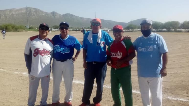 La Liga de Beisbol “Juan “Dinamita” Hernández” continúa con su nueva temporada para reactivar la práctica del Deporte Rey en La Laguna y este domingo 10 de enero se disputarán los juegos correspondientes a la segunda jornada del rol regular. (ESPECIAL)