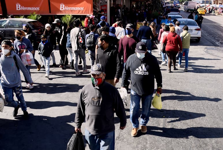 Del Bosque destacó que la mayoría de las persones utilice el cubrebocas cuando sale a las calles. (EL SIGLO DE TORREÓN)