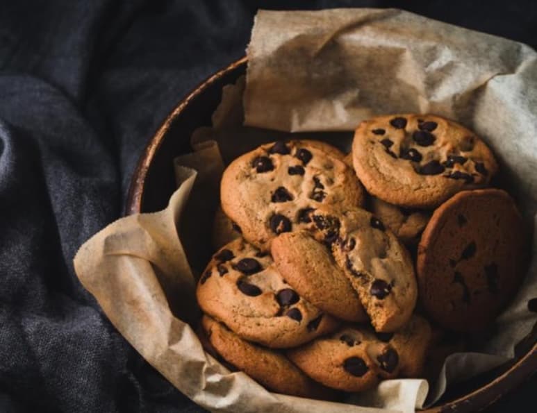 Acompaña tu bebida favorita con una espectacular galleta de mantequilla con chocolate amargo y sal de mar. Aquí te compartimos la receta de esta delicia. (Especial)