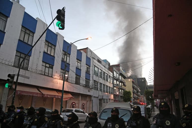 Trabajador del Metro de la Ciudad de México relata las horas de angustia que se vivieron.