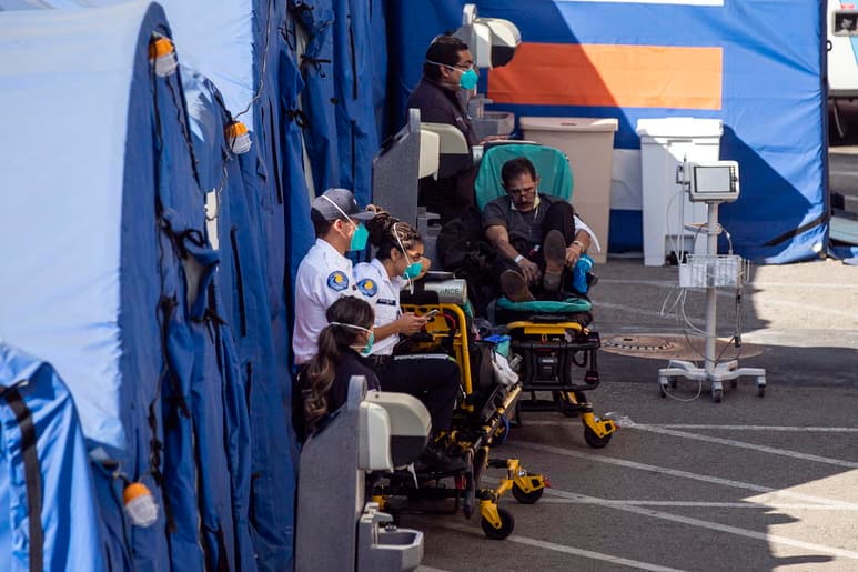 California ha registrado otra lamentable cifra en la crisis del coronavirus: ha sufrido más de 30,000 decesos por la enfermedad, según datos de la Universidad Johns Hopkins dados a conocer el lunes. (ARCHIVO)