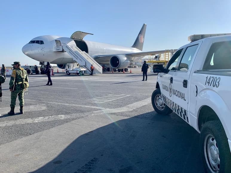 Vía aérea llegarán a Durango este martes las primeras vacunas contra el coronavirus. (EL SIGLO DE TORREÓN)