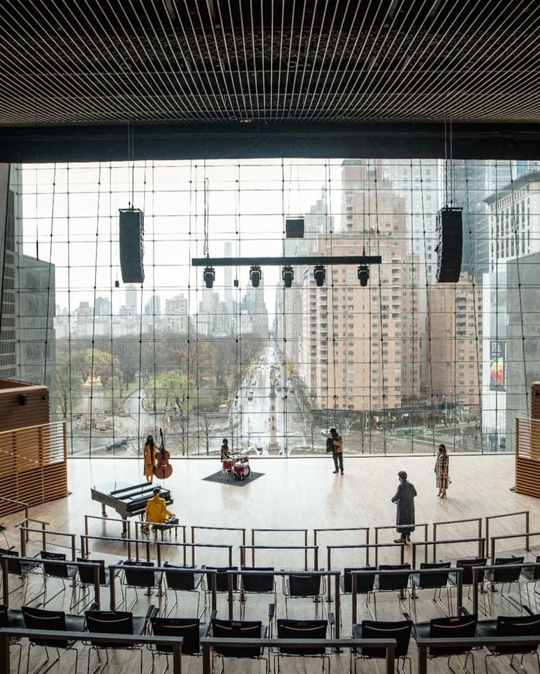 Apuestan por el apoyo a jóvenes artistas en Nueva York.
