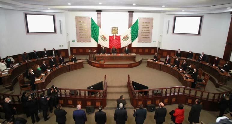 Esta es la primera ocasión en que la mesa directiva se conforma con mujeres, mismas que son mayoría en la actual legislatura.(TWITTER)