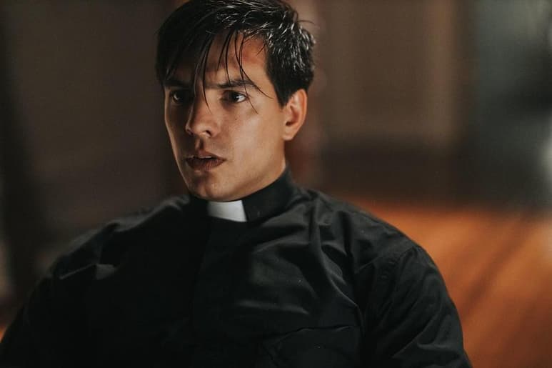 Vadhir Derbez se prepara para su debut como protagonista en una película de Hollywood con el estreno de The Seventh Day. (INSTAGRAM)
