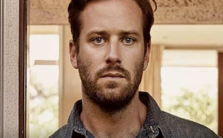 Conversaciones a través de la red social Instagram, expondrían al actor por presunto abuso sexual y canibalismo, hecho que lo ha vuelto foco de polémica en redes sociales (ESPECIAL)