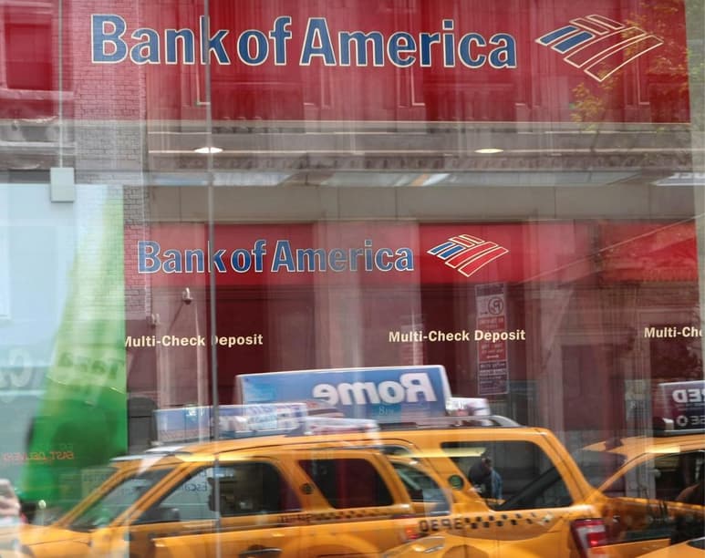 Estima Bank Of America que México pone en riesgo su grado de inversión con la eliminación de los organismos autónomos. (EFE)