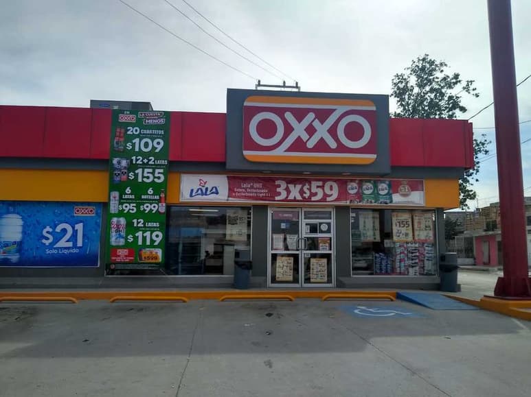 Las jóvenes afectadas pulsaron el botón de pánico, lo que generó una alerta para los agentes. (EL SIGLO DE TORREÓN)