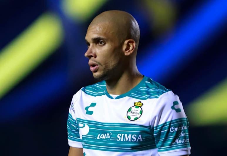 Matheus Dória dice que en el Corona hay que ganar 'sí o sí'. (ESPECIAL)