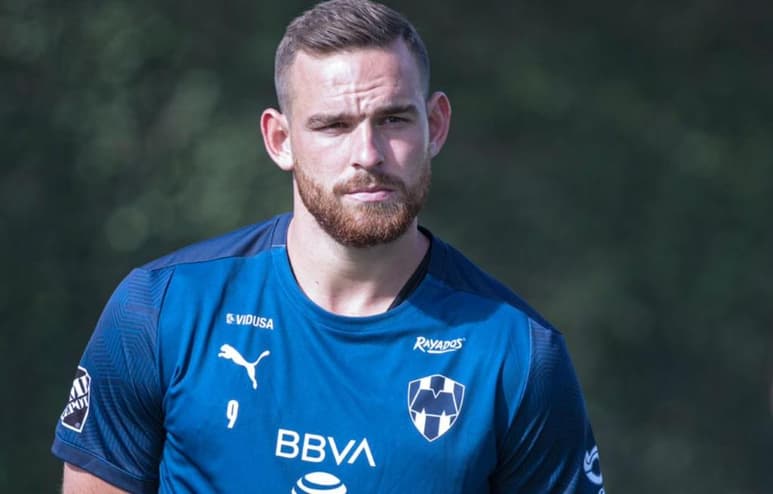 Rayados de Monterrey no podrá contar con Vincent Janssen para el encuentro de este fin de semana ante Club América. (ESPECIAL)