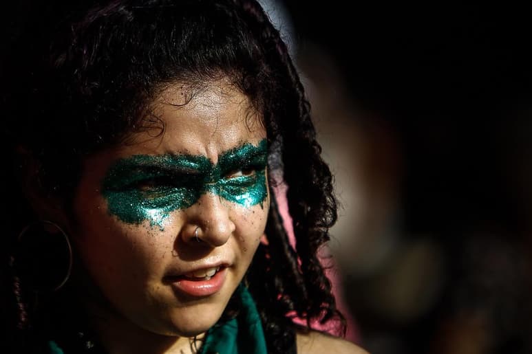 Organizaciones feministas y de derechos humanos de Honduras advirtieron este jueves que un proyecto de ley presentado por uno de los vicepresidente del Parlamento orientado a impedir la legalización del aborto en el país es un 'acto condenable' y debe ser 'desestimado' por el Poder Legislativo.
(ESPECIAL)