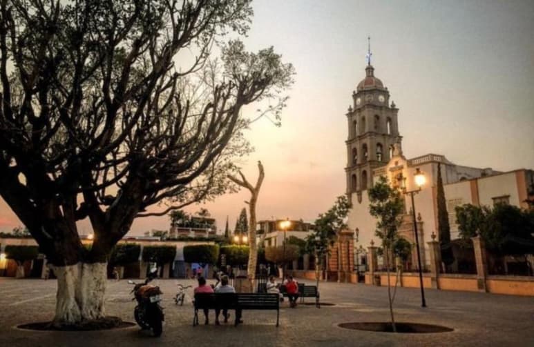 Todavía no es momento de viajar pero, ¿por qué no comenzar a inspirarnos en los lugares que desearemos visitar en el futuro cercano? Aquí te presentamos cinco Pueblos Mágicos que no son tan conocidos y quedan relativamente cerca de CDMX, como para irte un fin de semana. Anótalos en tu lista para cuando el semáforo epidemiológico lo permita. (Especial)
