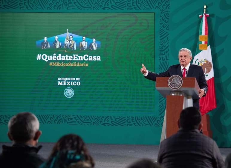 López Obrador dijo que los elementos de prueba y las acusaciones que sobre él vertieron las autoridades estadounidenses de la DEA 'no tienen ningún valor probatorio para procesar al general ni iniciar un juicio' en su contra.